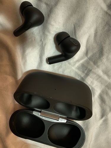 Customer photo review of BlxckPods Pro