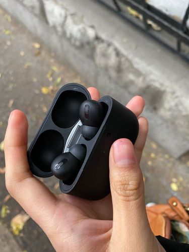 Customer photo review of BlxckPods Pro