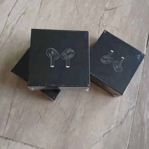 Customer photo review of BlxckPods Pro