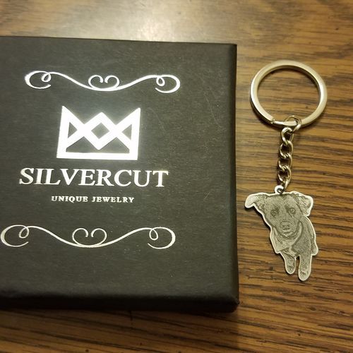 Customer photo review of Silvercut™ Keychain