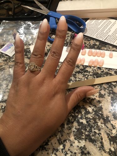 Customer photo review of INSTANT GLAM- SOPHISTICATED OMBRÉ PRESS ON NAIL SET