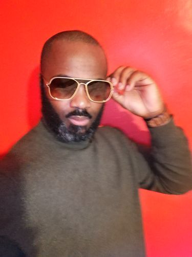 Customer photo review of Montana - Brown Gradient