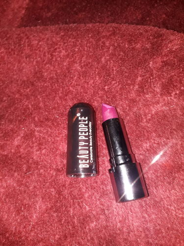 Customer photo review of Beauty People Sheer Color Lipstick