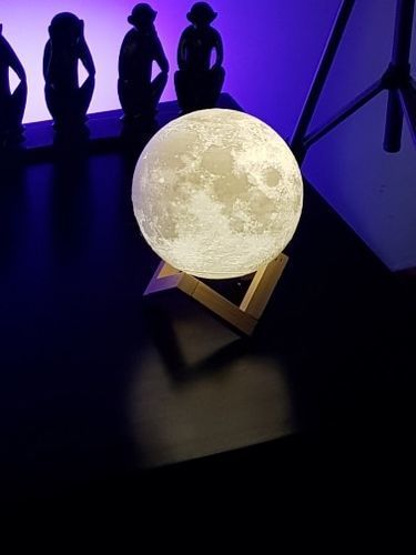 Customer photo review of Veilleuse Lune | Eclairage