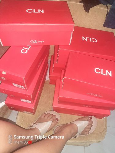 Customer photo review of Joanna Comfort Slides