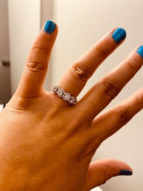 Customer photo review of S925 Round Cut 1.5 Ct Fashion Halo Five Stone Anniversary Ring In Sterling Silver