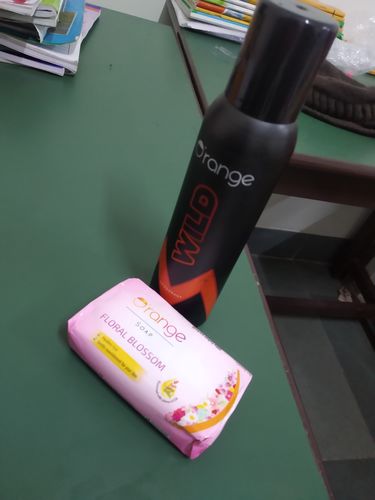 Customer photo review of O'range Wild Men's Deodorant