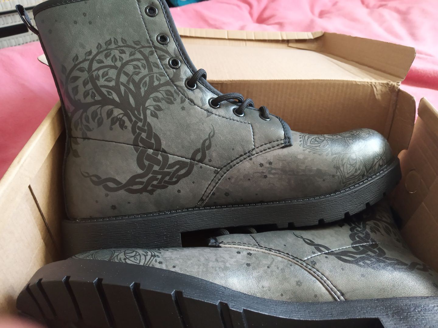 Customer photo review of Boots Yumkaax