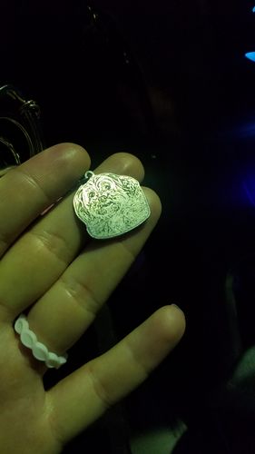 Customer photo review of Silvercut™ Keychain