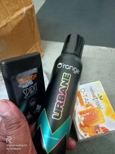 Customer photo review of O'range Urbane Men's Deodorant