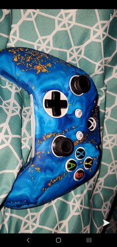 Customer photo review of Fusion - XBOX One Controller Skin