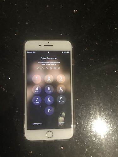 Customer photo review of Apple iPhone 7 Plus 128GB Rose Gold Unlocked Refurbished Excellent