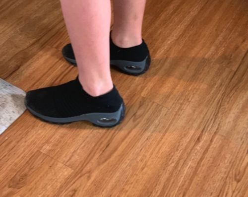 Customer photo review of Super Soft Women's Walking Shoes with Arch Support