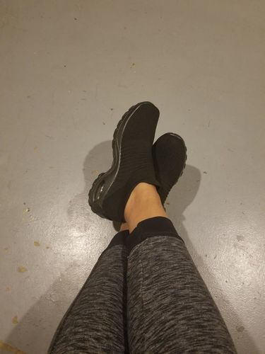 Customer photo review of Super Soft Women's Walking Shoes with Arch Support