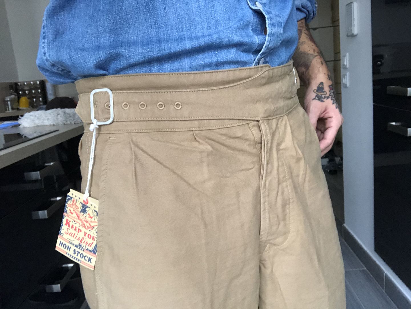 Customer photo review of British Army Gurkha Bermuda Pants - Khaki
