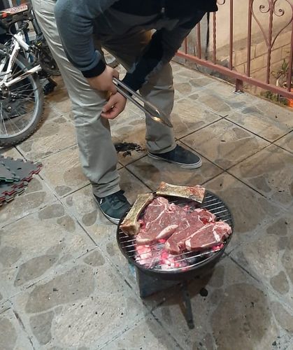 Reseña con foto de un cliente sobre Hueso Tuetanero en Canoa
