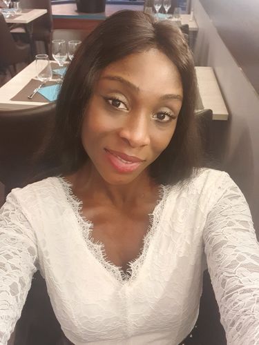 Customer photo review of Bobo Wig T-Lace  | Straight