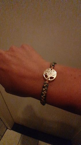 Customer photo review of Afrikanisches Jaspisarmband mit Lebensbaumsymbolen