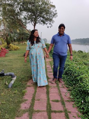 Customer photo review of Hawaii Blue Frill Maternity & Nursing Dress