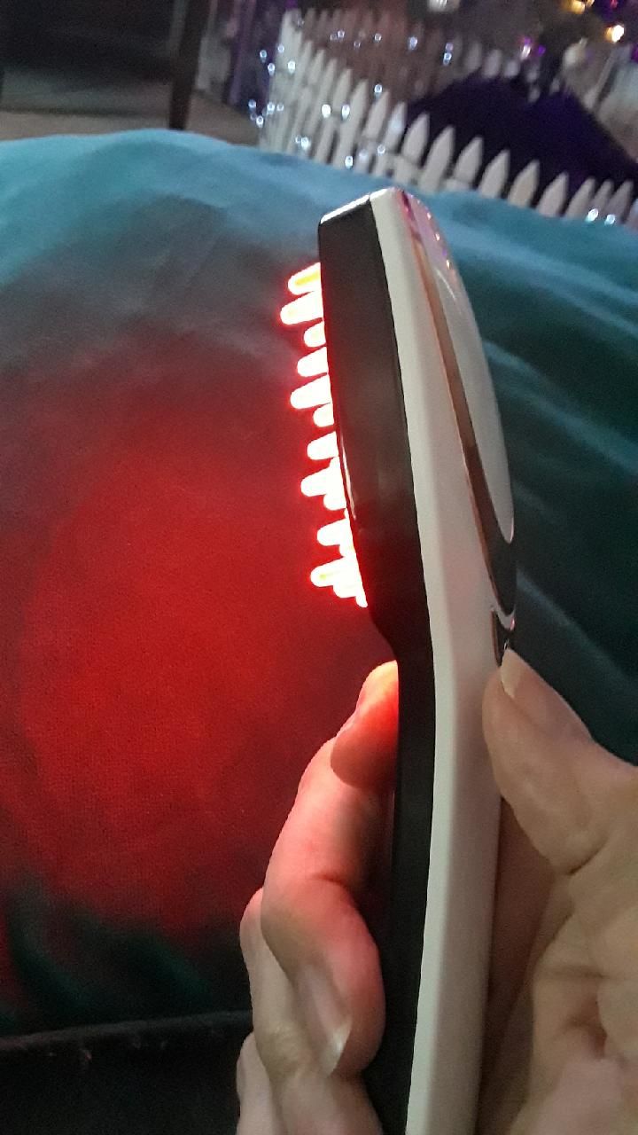 Recensione con foto di un cliente su LUX BRUSH