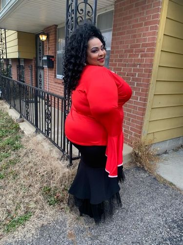 Customer photo review of Plus Size Mermaid Patchwork High Waist Skirt(Without Belt)(🚀🚀Ships Within 24 Hours)