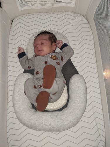 Customer photo review of BabyMello™ Sleepy Baby Bed
