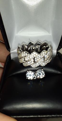 Customer photo review of 3 Carat VVS1 Moissanite Cuban Link Ring