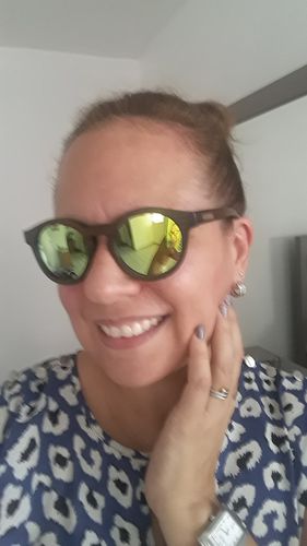 Customer photo review of Retro Gold