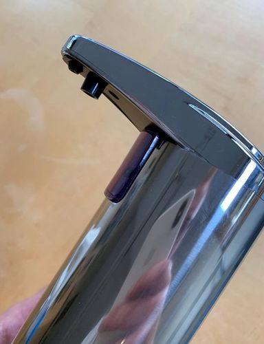 Customer photo review of MISTER TOUCHLESS - der automatische Spender für dein Zuhause