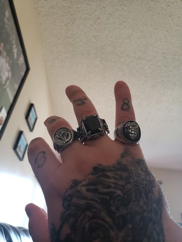 Customer photo review of CLAW GEM RING