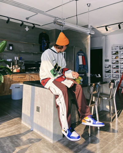 NIKE AIR JORDAN1 LOW ROYAL YELLOW GS (NEW)