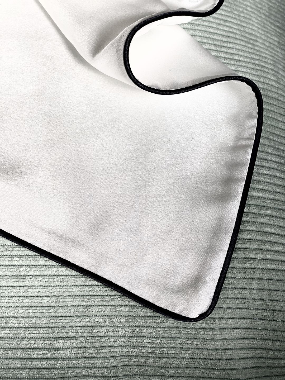 Customer photo review of Ivory Pure Silk Pillowcase