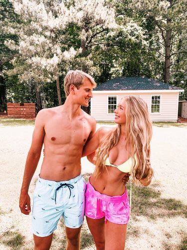 Customer photo review of Pennington Shorts