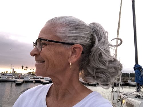 Customer photo review of JuvaBun Claw Clip Ponytail Extension 12''