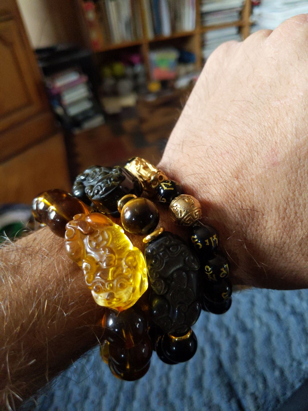 Customer photo review of Natural Gold Obsidian Double Pi Yao Wealth Bracelet