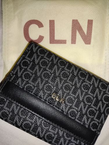 Customer photo review of Discipline Wallet