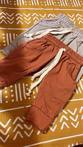 Customer photo review of Emory joggers in clay