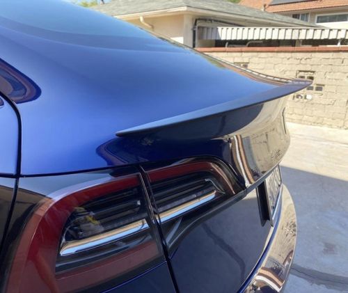 Customer photo review of Carbon Fiber Performance Spoiler for Tesla Model 3