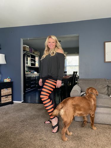 Customer photo review of Gloom Elite Leggings