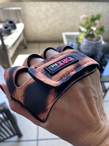 Customer photo review of Guantes Pesas GRAB Mujer