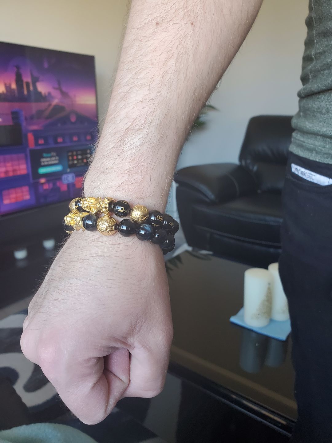 Customer photo review of Blue Tiger Eyes Wealth Mantra Feng Shui Pixiu Bracelet