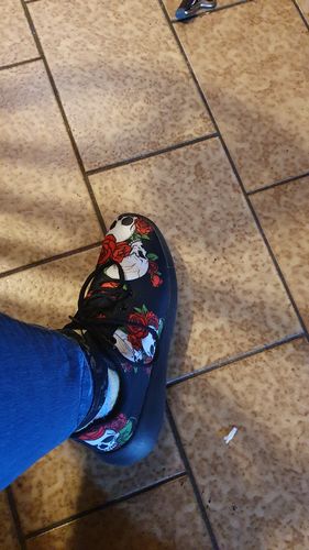 Customer photo review of Skull Roses