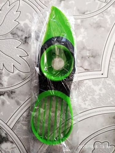 Customer photo review of AvoCutter DELUXE - der praktische Avocado Schäler