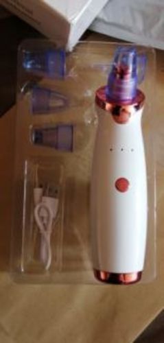 Customer photo review of The Pixie Pore Vacuum™