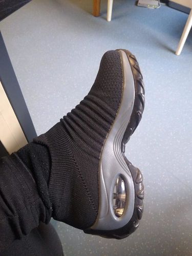 Customer photo review of Womens Winter Platform Sneakers