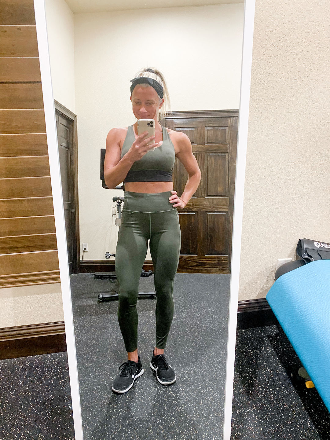 Customer photo review of Focus Exercise Pants - Olive Green | MT LUXE