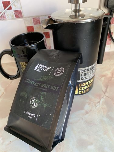 Customer photo review of Contact Wait Out