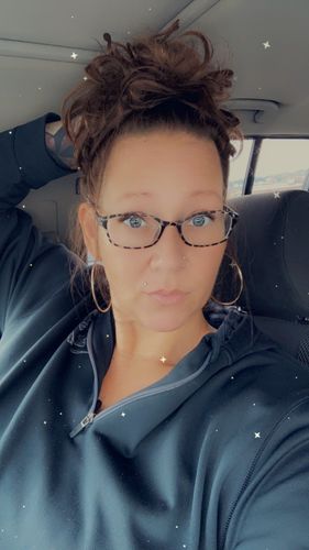 Customer photo review of JuvaBun Messy Bun