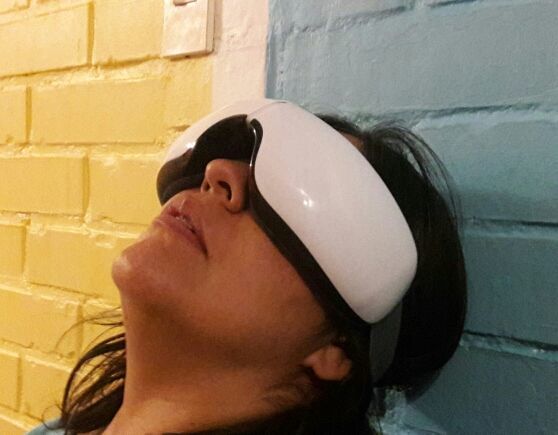 Customer photo review of Eyeology™ Intelligent Eye Massager