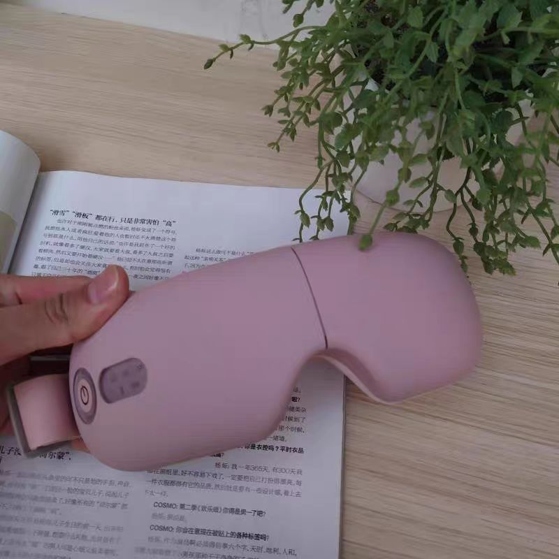Customer photo review of Eyeology™ Intelligent Eye Massager